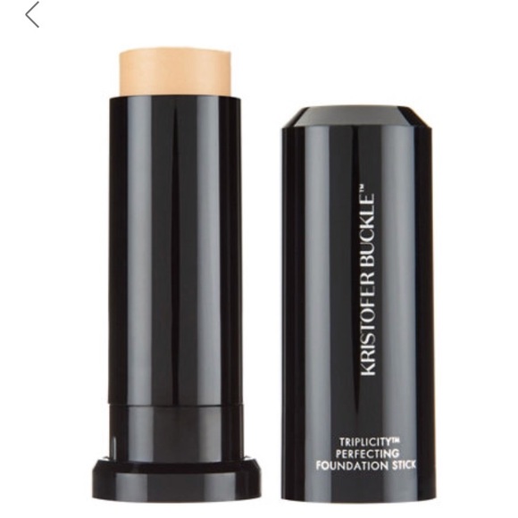 Kristofer Buckle Other - Famous Makeup Artists kristofer Buckle Foundation